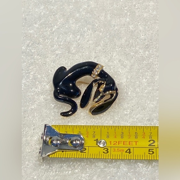 Dachshund Brooch Pin Black Enamel Clear Rhinestones Unisex - Picture 9 of 9